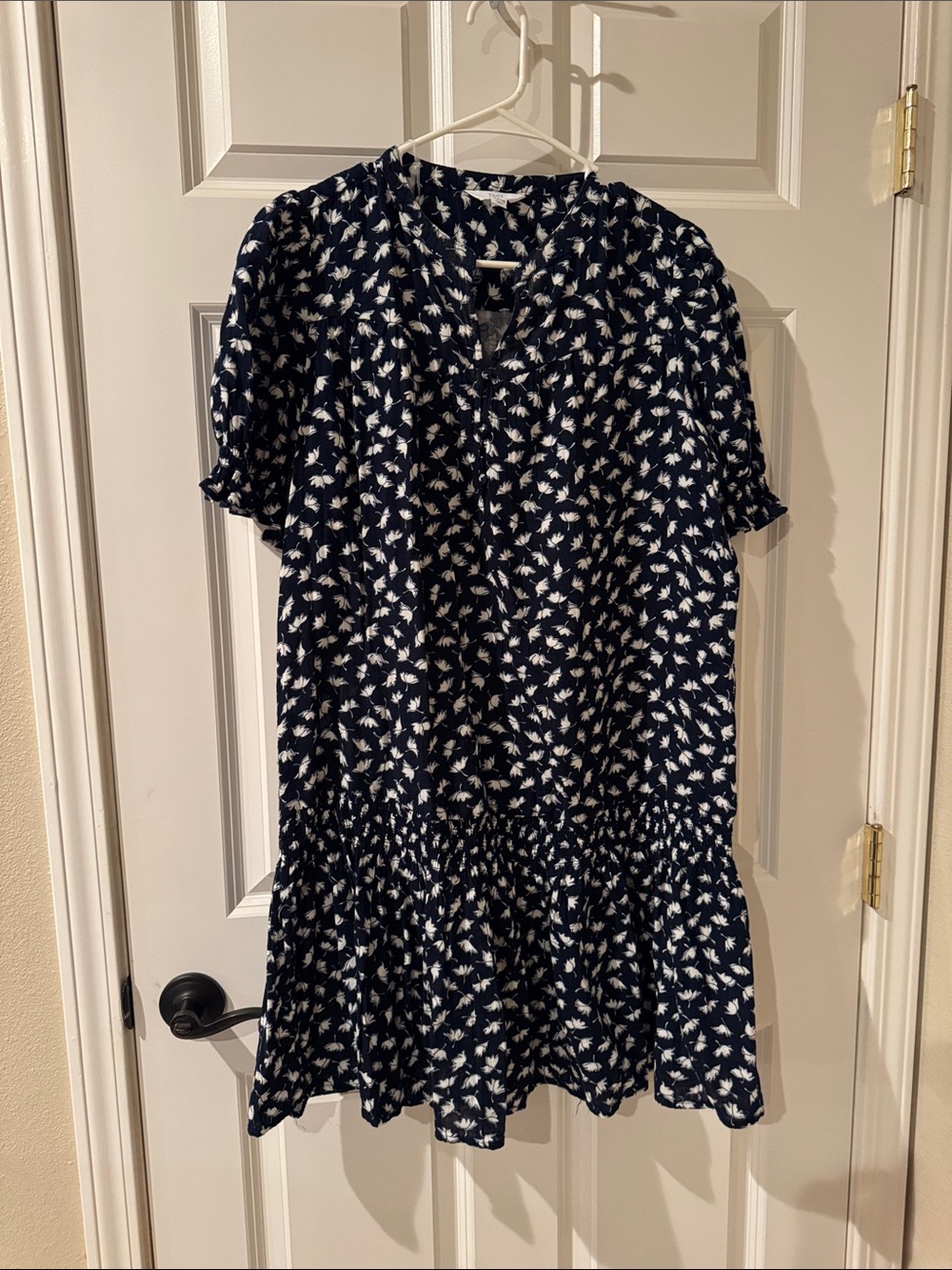 Time and Tru Navy and White Floral Short Sleeve Tiered Mini Dress